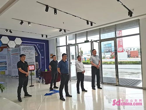 枣庄市文旅集团董事长徐俊卿率队赴曹县考察汉服电商发展，共探文旅融合新路径